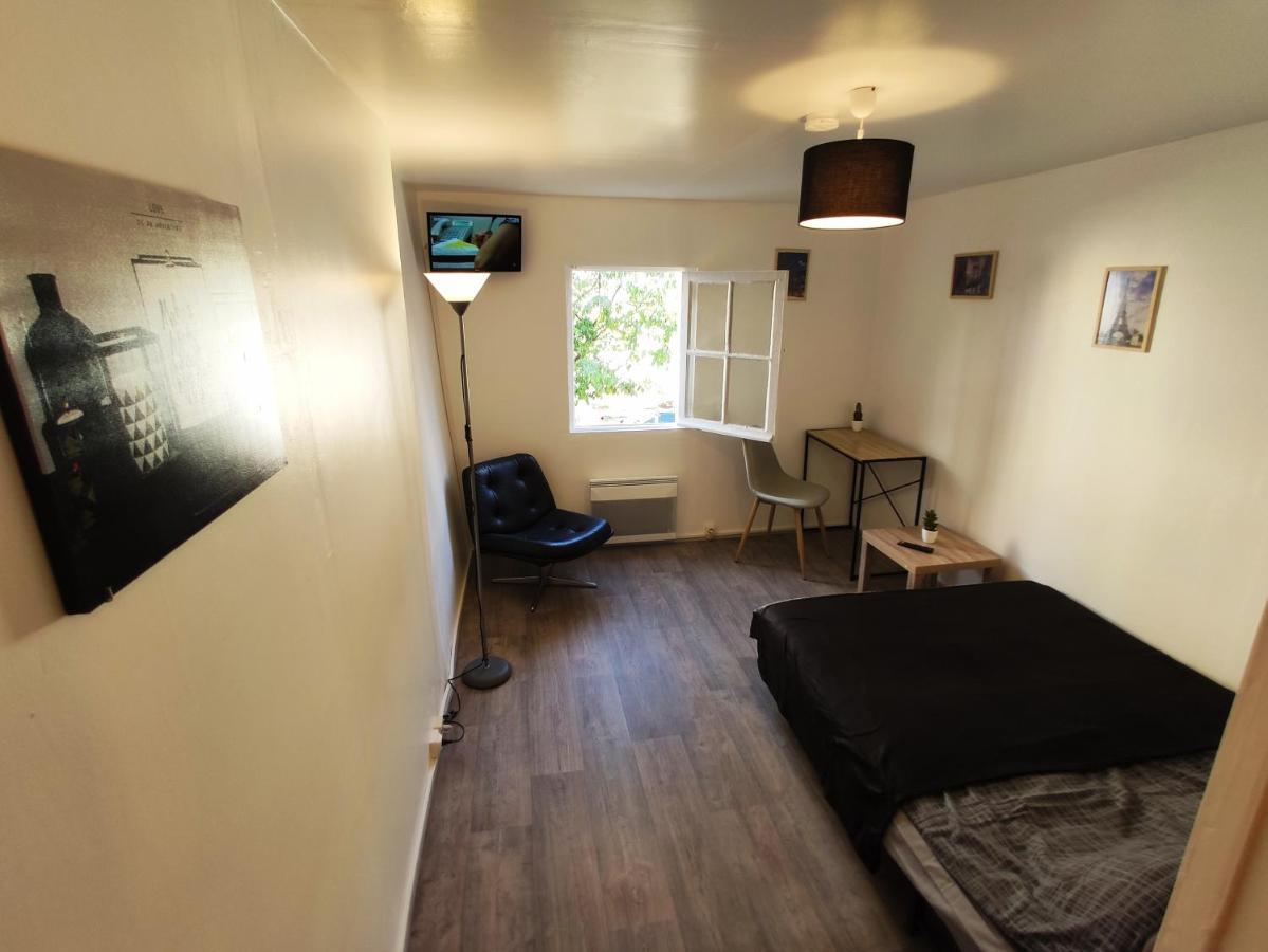Studio Hypercentre A 2 Pas De La Gare Appart N°2 Agen Dış mekan fotoğraf